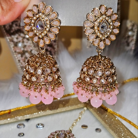 Earring set - Picture 3 of 4